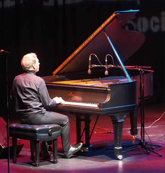 Artur Dutkiewicz Jazz Trio 2016 gallery image 10